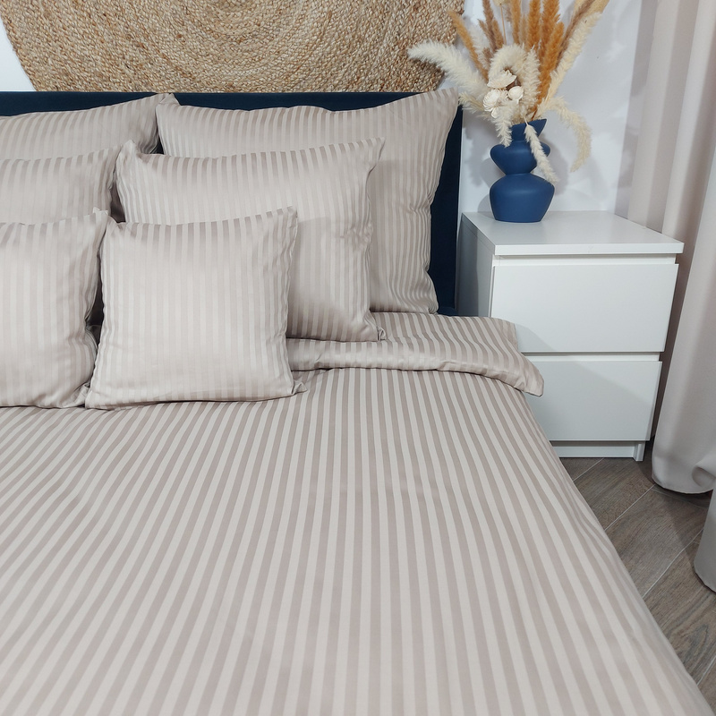 Pościel hotelowa Adamaszkowa Beżowa 150x200 na suwak