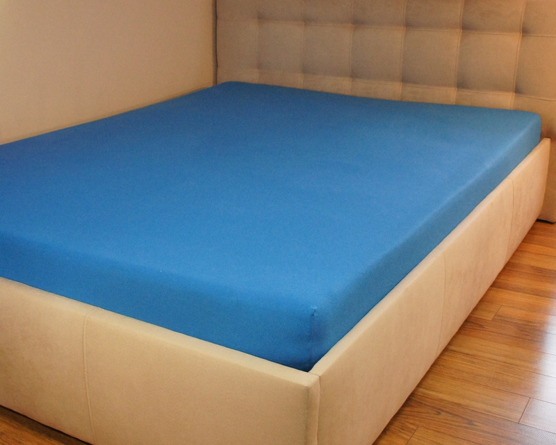 Prześcieradło jersey z gumką szafirowe 60x120